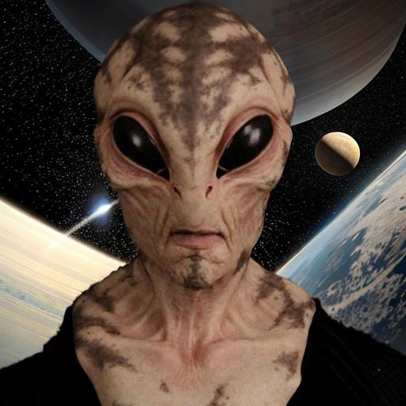 قطعة واحدة، قناع Alien - قناع  - مراجعة Latex Alien Mask Realistic وسعره